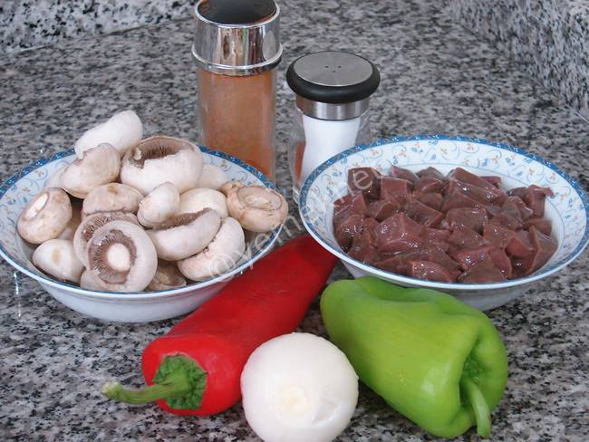 Mantarlı Ciğer Sote - Yapılışı (1/8) 